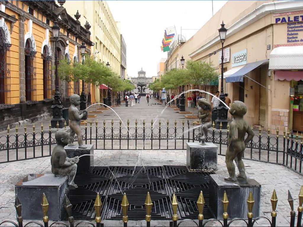 Hostal Casa Anita Guadalajara Exteriör bild