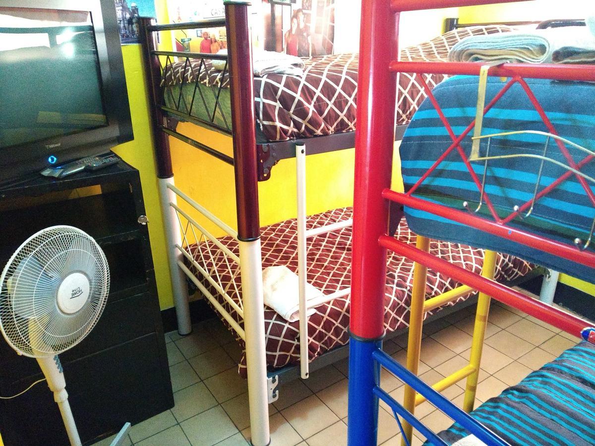 Hostal Casa Anita Guadalajara Exteriör bild