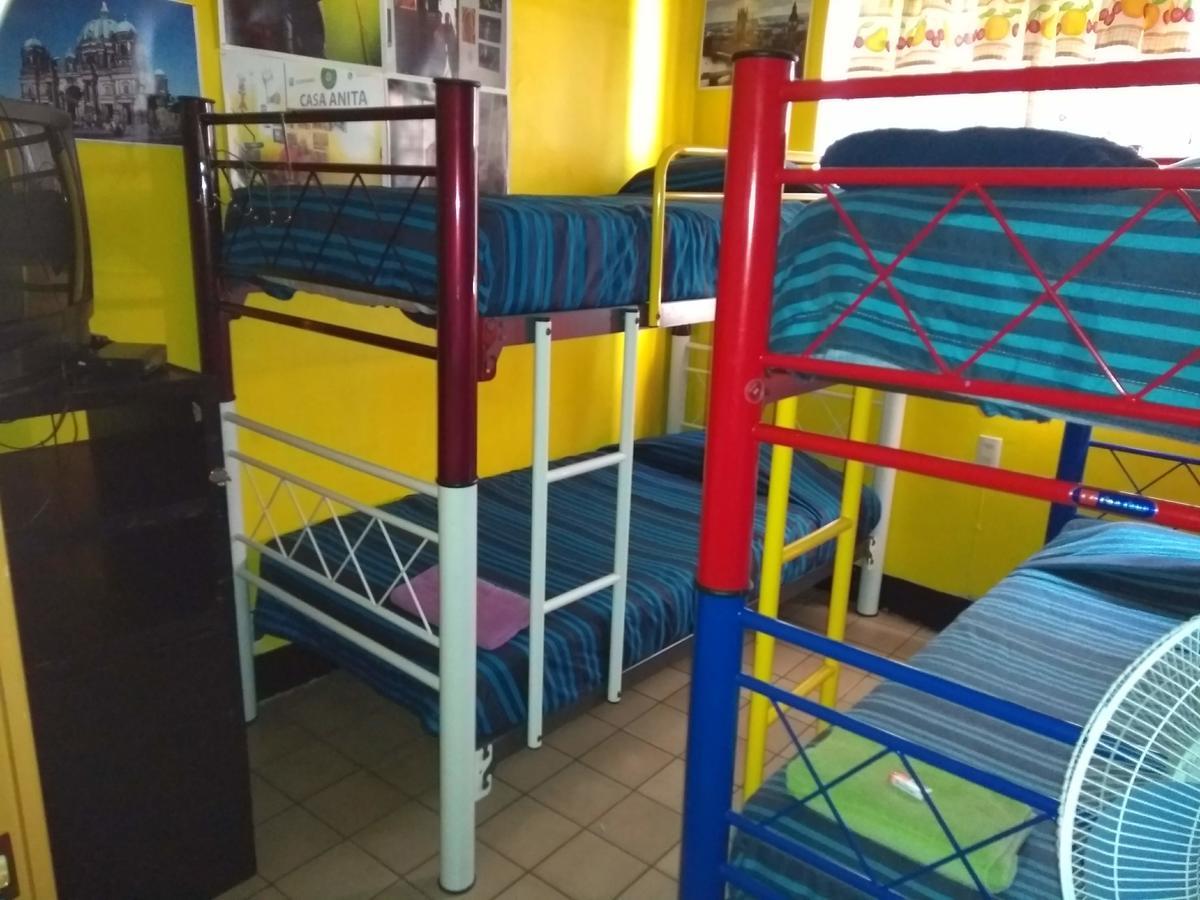 Hostal Casa Anita Guadalajara Exteriör bild