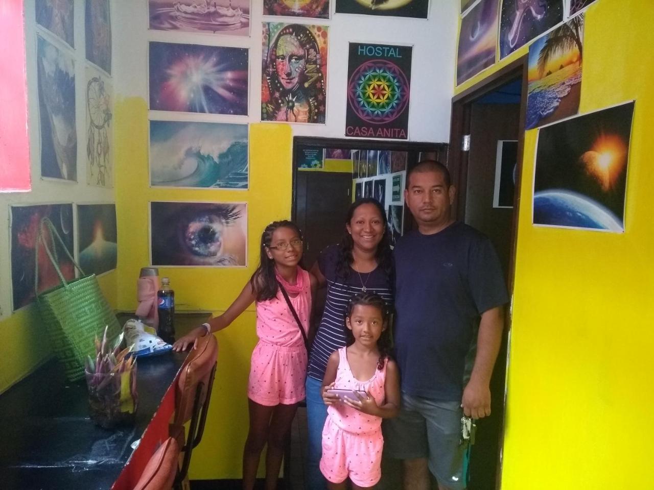Hostal Casa Anita Guadalajara Exteriör bild